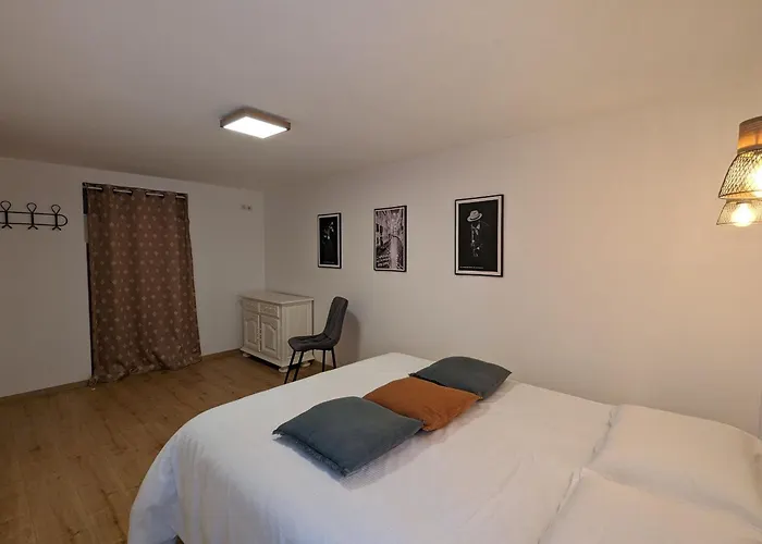 Elegant Avec Jardin, Proche Luxembourg, Nancy, Metz - Fr-1-585-163 度假居 *